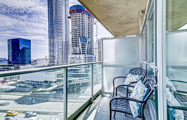 Photo - 482 Lake Shore Blvd W Unit ID1345792P