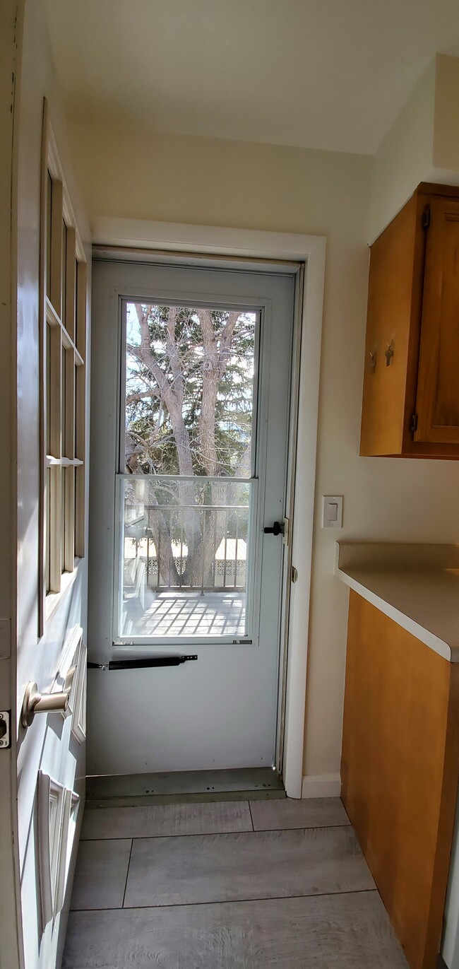 Door to Balcony - 512 Washington Ave Unidad 2