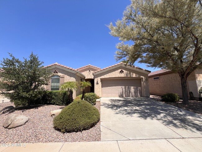 Photo - 4502 E Narrowleaf Dr House