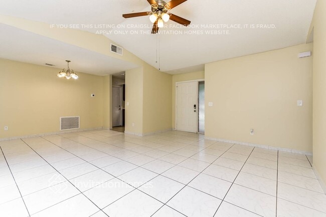 Photo - 890 Kentucky Woods Ln E