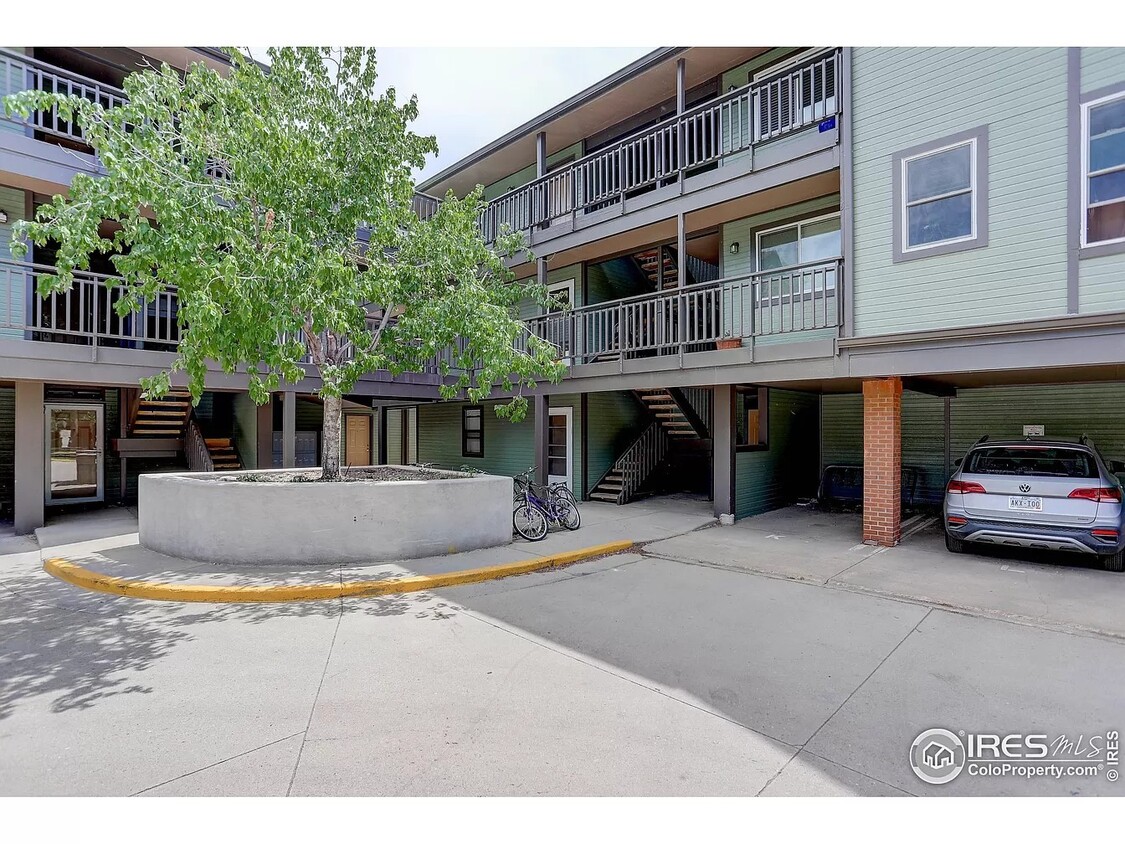 Photo - 4990 Meredith Way (Boulder, CO)