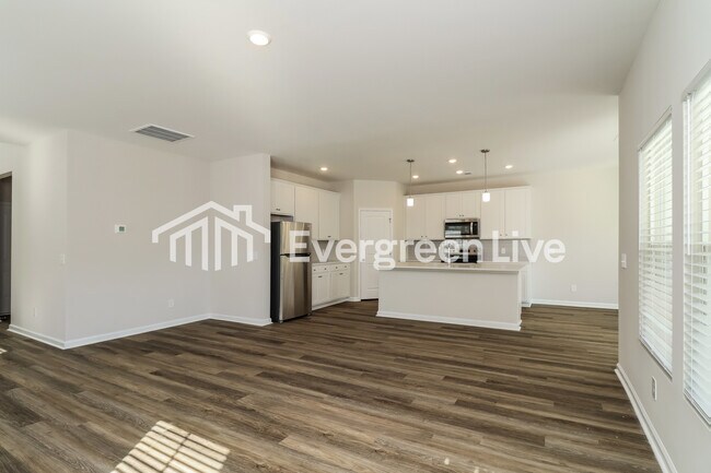 Photo - 234 Bircholt Grv