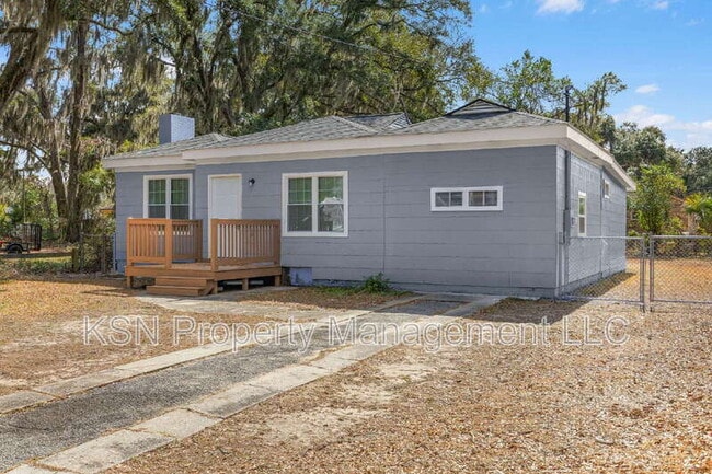 Photo - 245 W 73rd St