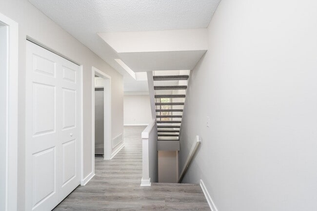 Photo - 2218 Clove Terrace