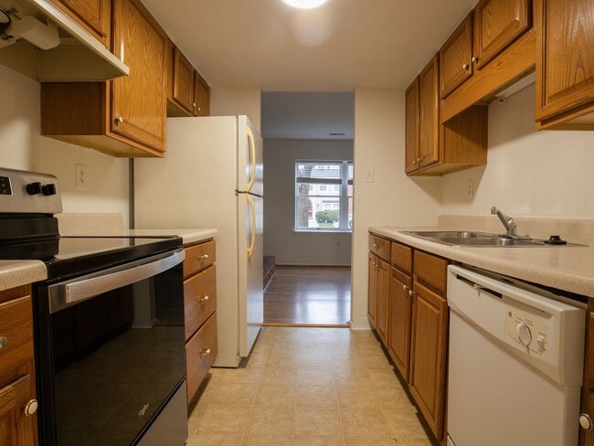 Photo - Beautiful 3-Bedroom Townhome with Private Backyard in Henrico