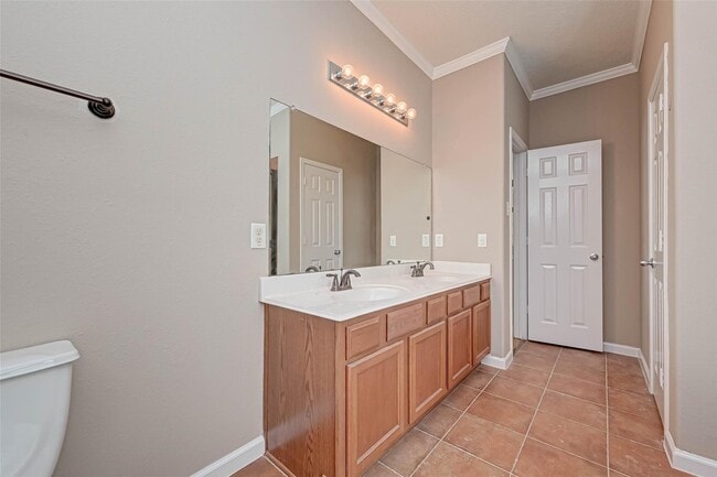 Photo - 2914 Legends Knoll Dr