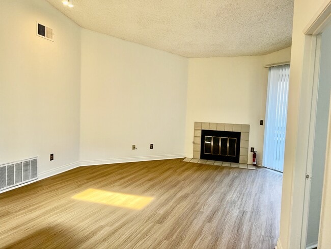 Photo - 7354 Mission Trails Dr