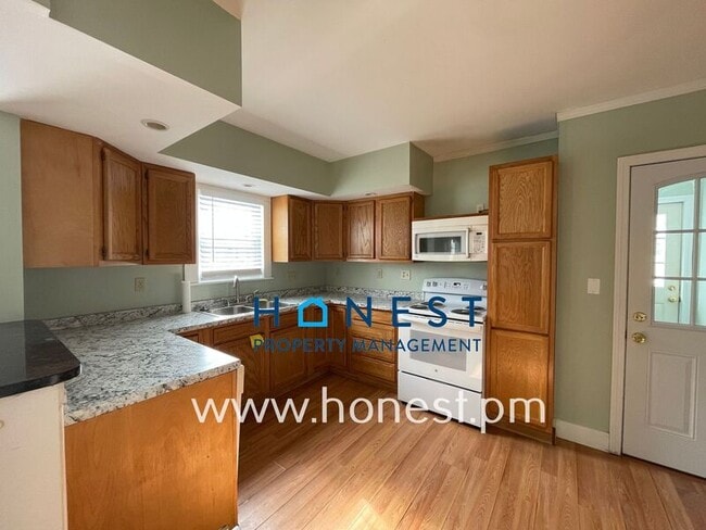 Photo - 12 Hunt St Unit 1