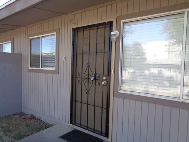 Building Photo - #2006-Camwood Group LLC Unit #5 Rental