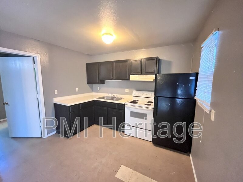 Photo - 809 E Huntsville Ave Unit Apt 108