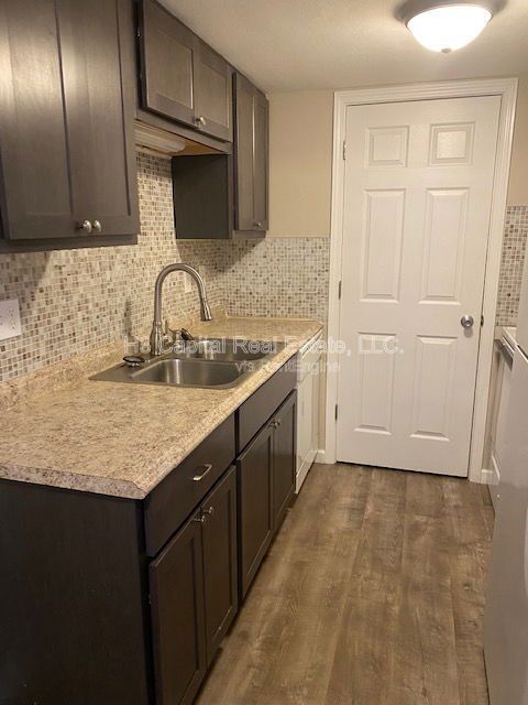 Photo - 31 Rosehaven Dr Unit A