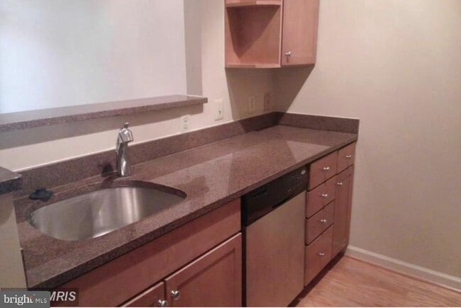 Photo - 309 Holland Ln Unit 328