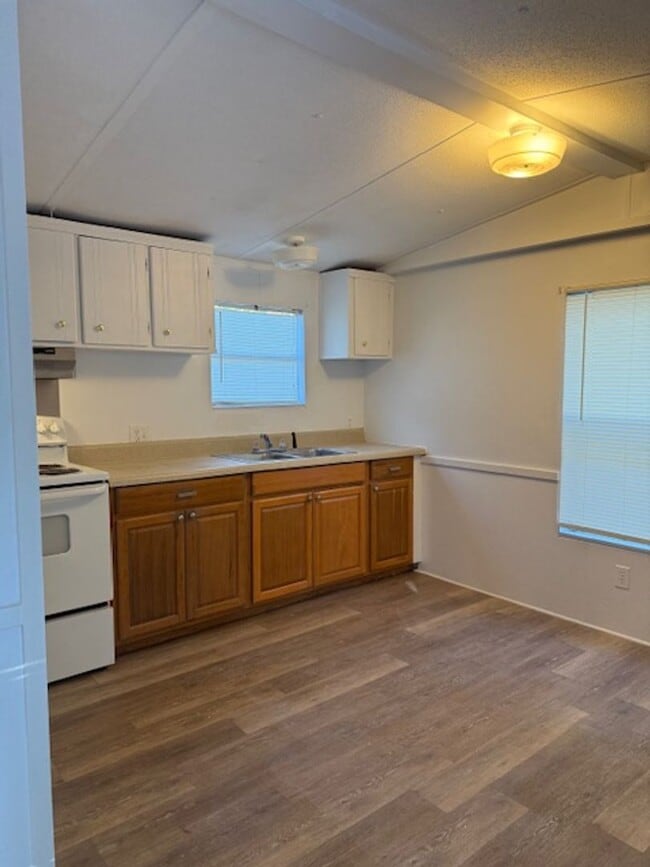 Photo - 2 Bedroom 1 Bath Mobile Home