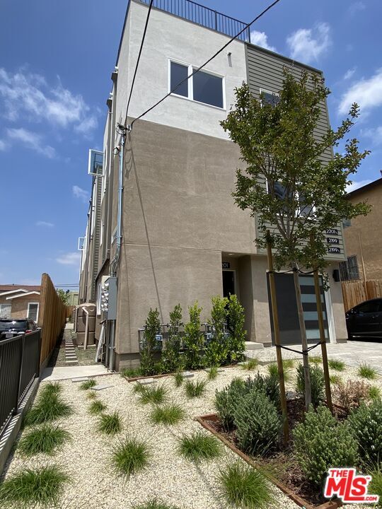 Photo - 2199 W Court St