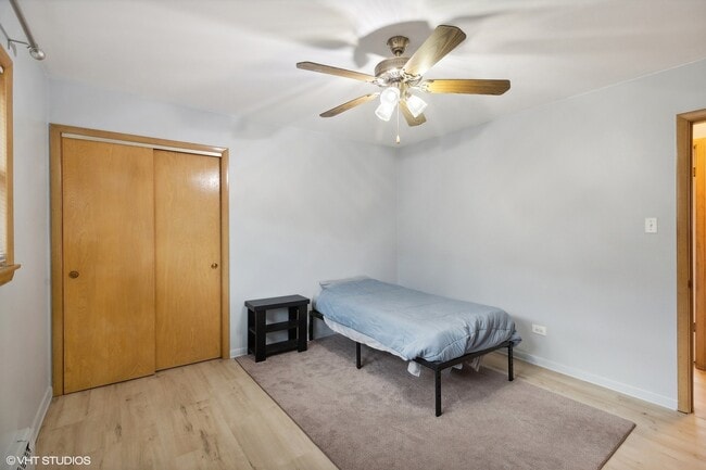 Photo - 6845 W Leland Ave Unit 2