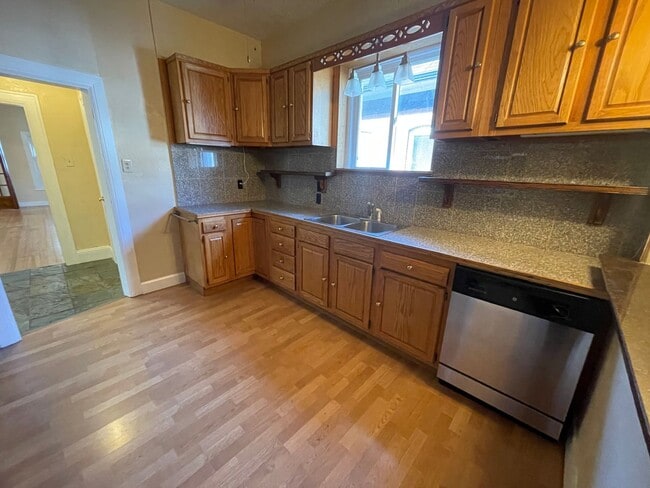 Photo - Charming 3 Bed 2 Bath in Downtown Denver. Unidad #1
