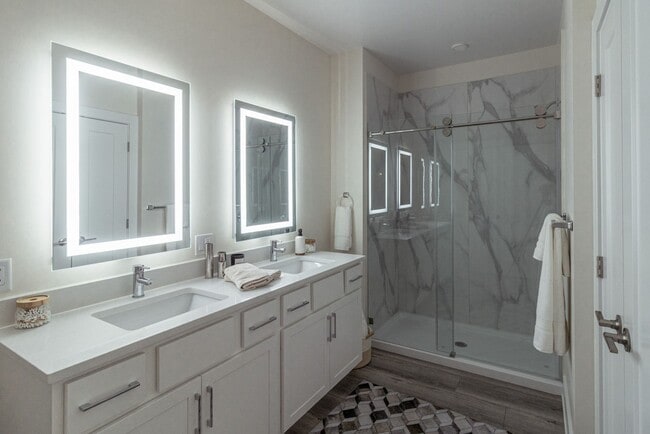Residences at West Hills Country Club