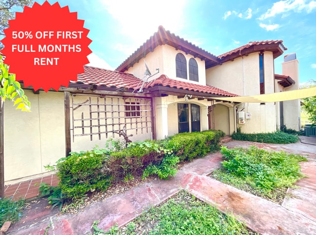 Building Photo - *MOVE IN SPECIAL* 2 Bedroom Garden Style Villa Home In A Prime Location – Near Shopping & Dining!