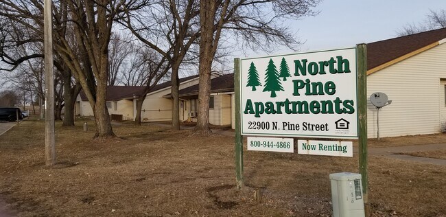 North Pine Apartments - North Pine Apartments