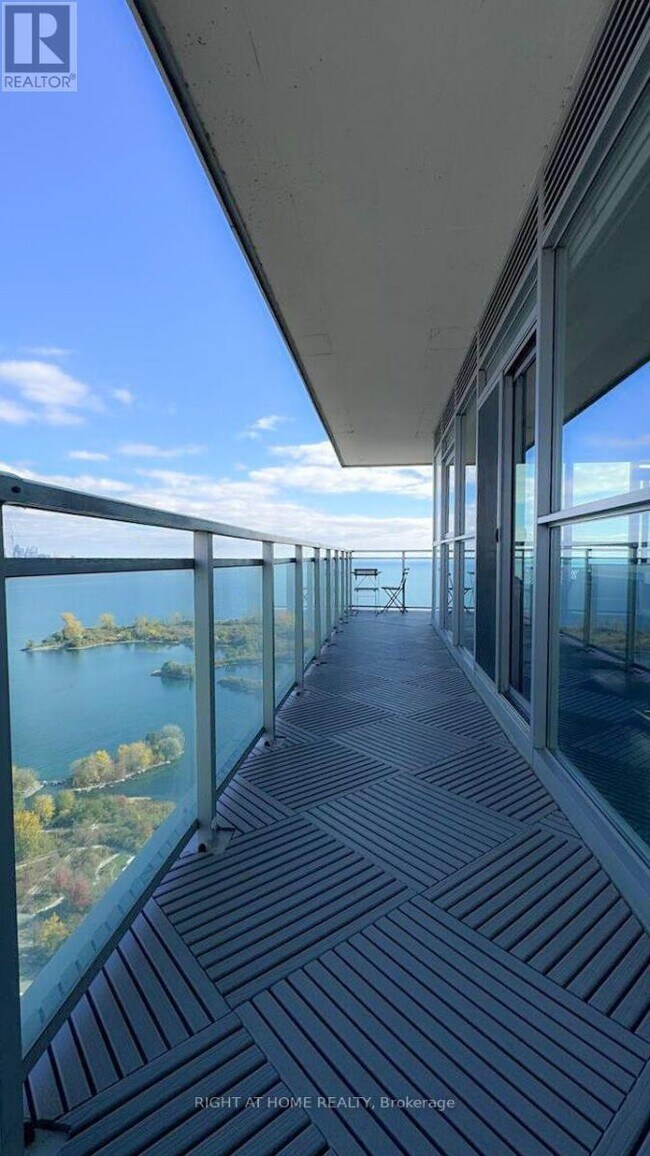 Photo - 33 Shore Breeze Dr Unit 2809