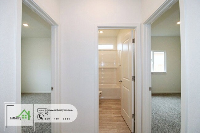 Photo - 2901 Hopkins Ave