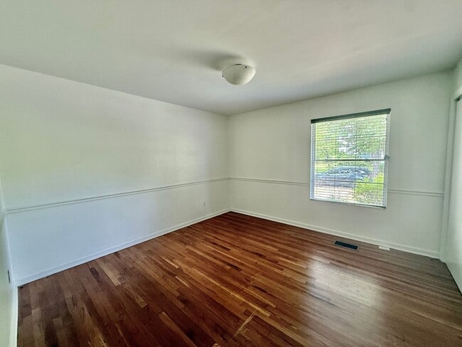Photo - 2 Bedroom / 1 Bath in Decatur’s Historic District – Available Now!