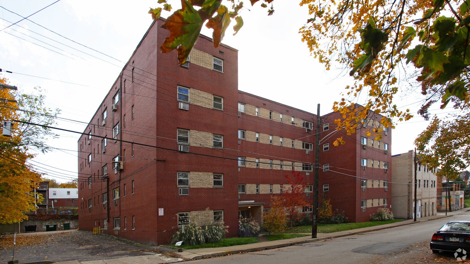 Woodside Apartments - Woodside Apartments