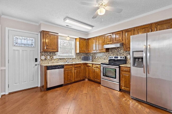 Photo - Victoria Station Townhouse