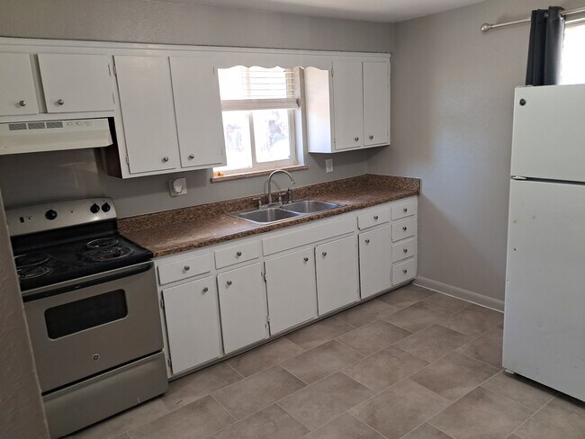 Photo - 1011 Emporia St Unit 1011