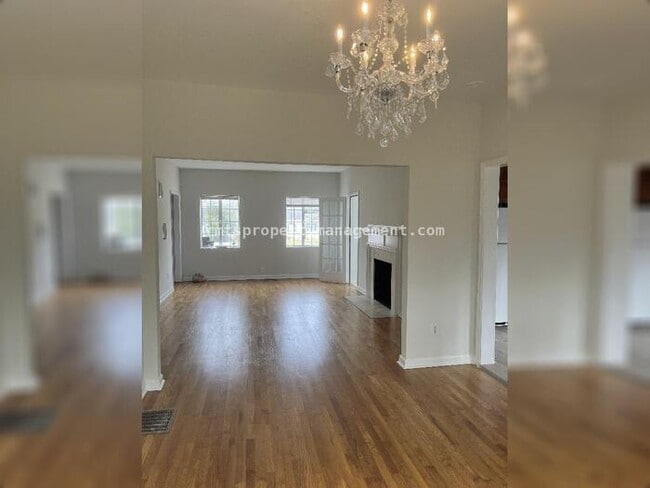 Photo - 1977 N Decatur Rd