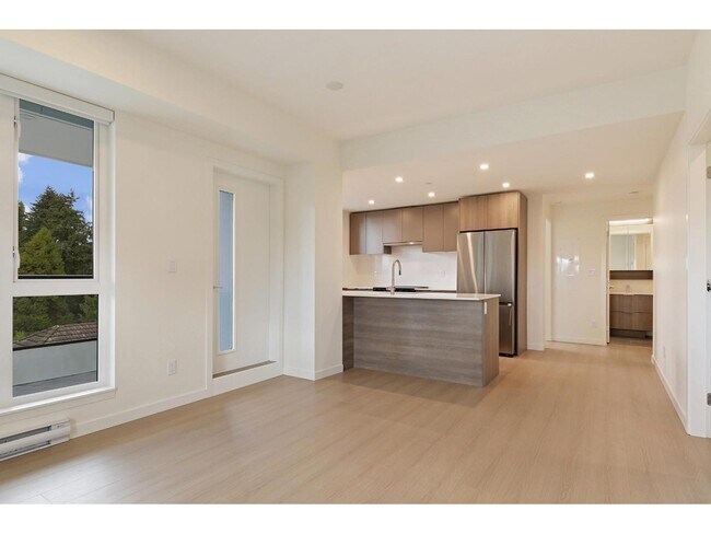 Photo - 10828-1139A 139a St Unit W303