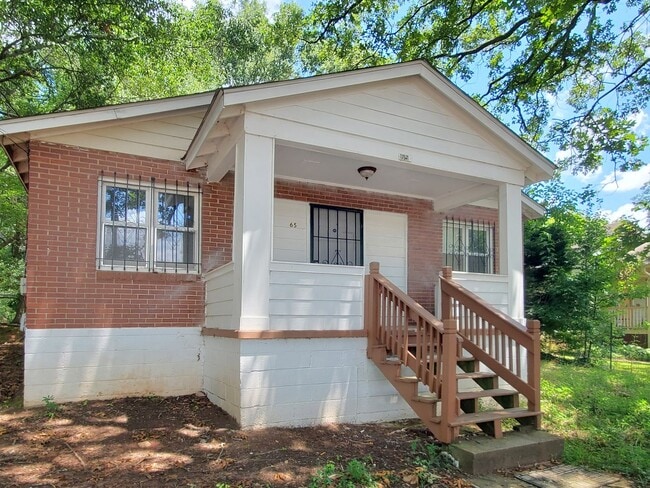 Building Photo - 65 Meldon Ave SE