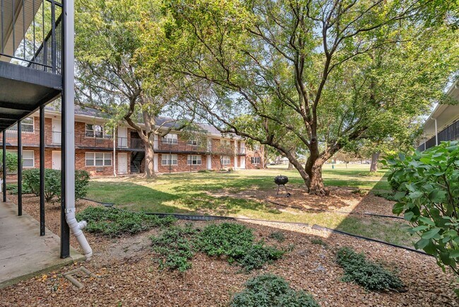 Iron Gate Apartments