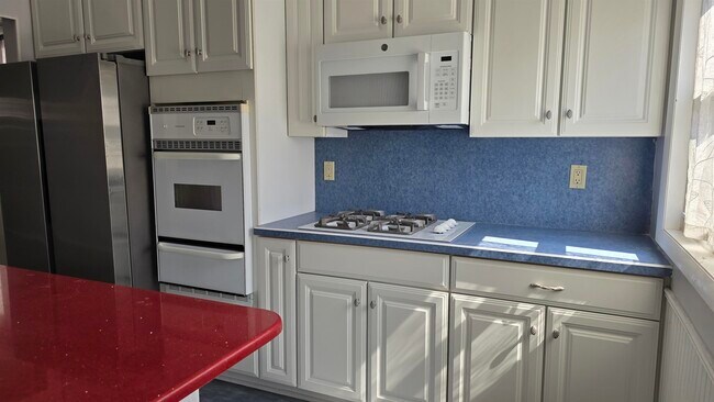 Photo - 120 W 13th St Unit 1