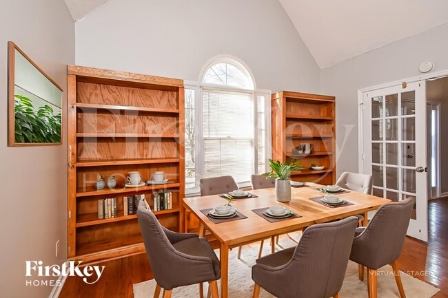 Photo - 180 Lucky Leaf Pl