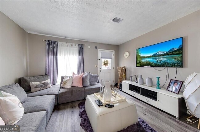 Photo - 6638 Witherington Ct NW