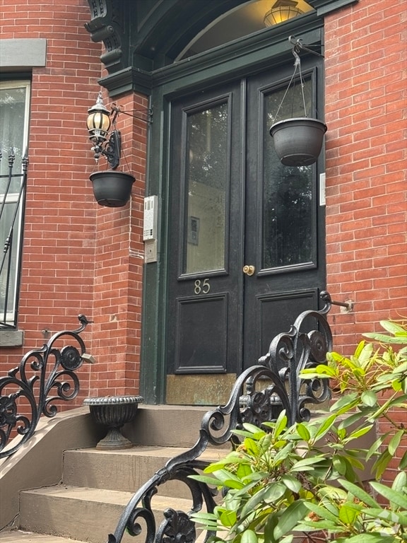 Building Photo - 85 E Brookline St Unit 1 Rental