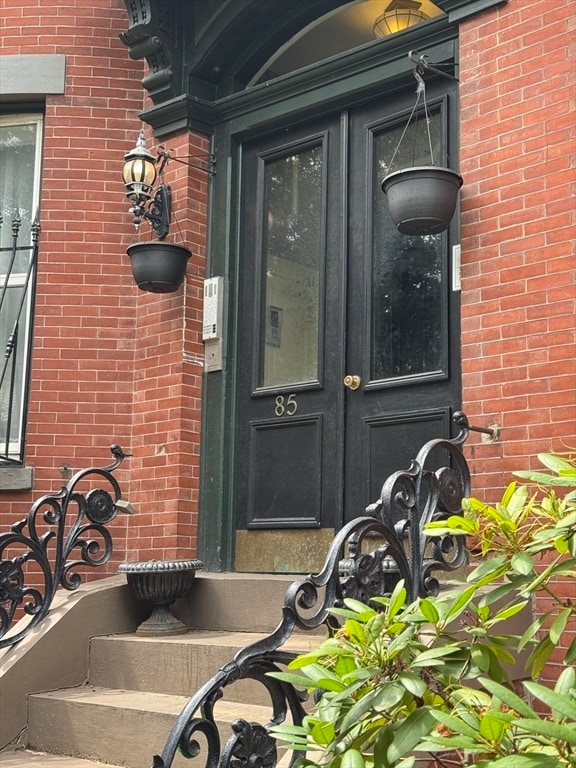 Building Photo - 85 E Brookline St Unit 1 Rental