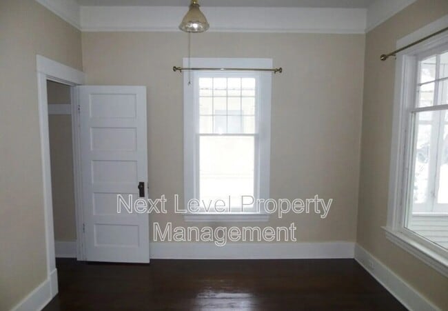 Photo - 813 2nd Ave E