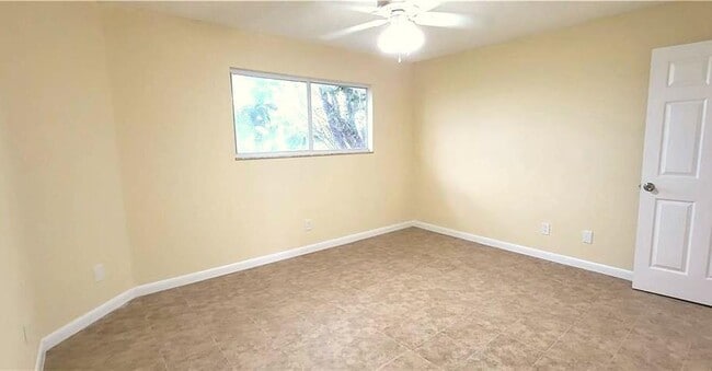 Photo - 3433 NW 44th St Unit 101