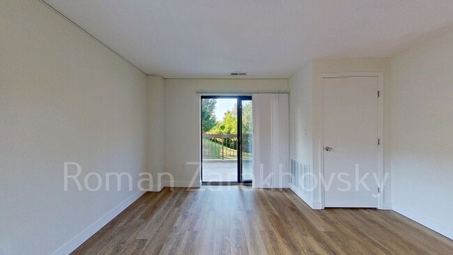 Photo - 25 Webster Ave Unidad 101