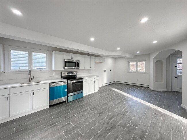 Photo - 35 Hichborn St Unit 1