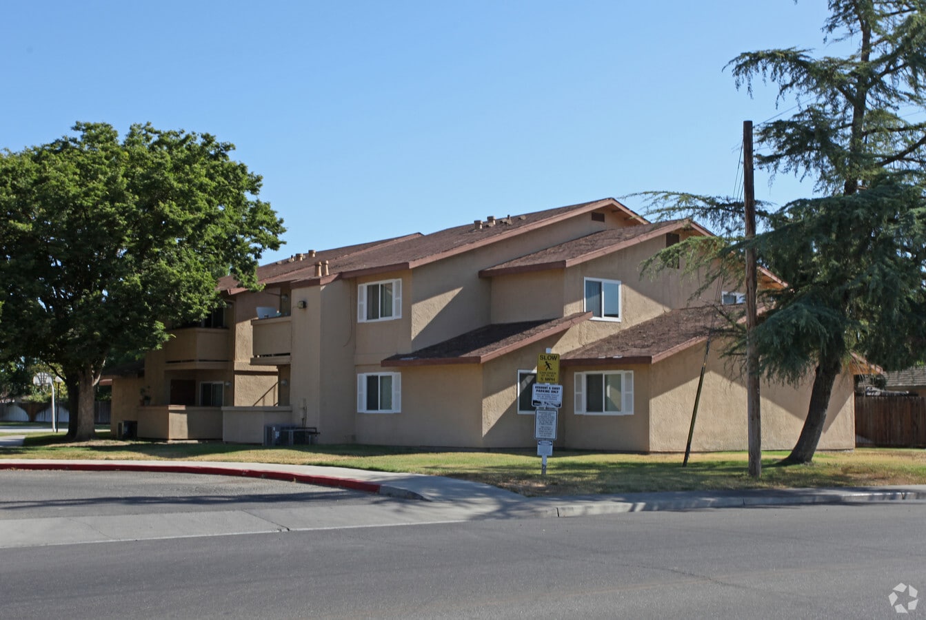 Photo - Valley Manor Apartments