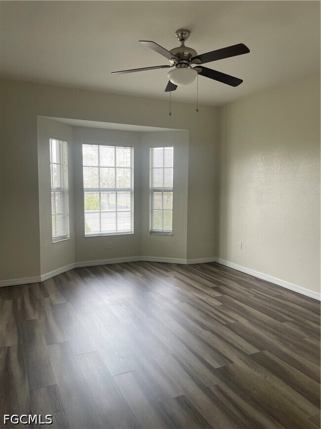 Photo - 8555 Bernwood Cove Loop Unidad 112