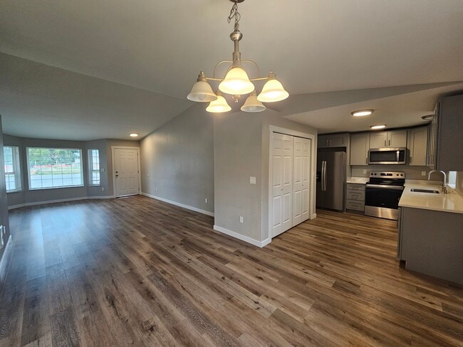 Photo - 8505 44th Dr NE