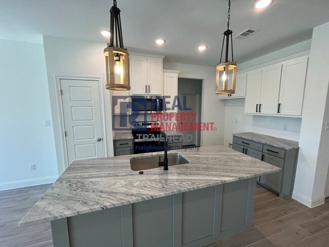 Photo - Stylish 3 Bed, 2 Bath Home in Gated Lakesi...