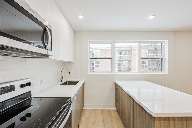 Photo - Liberty Court