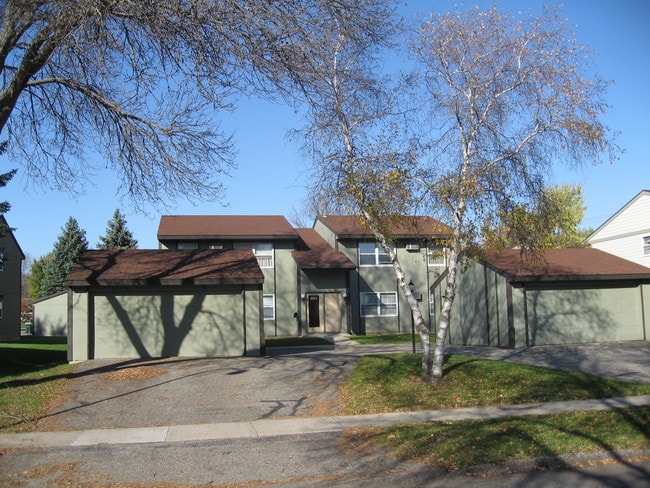 Building Photo - Green Arbor Commons Rental