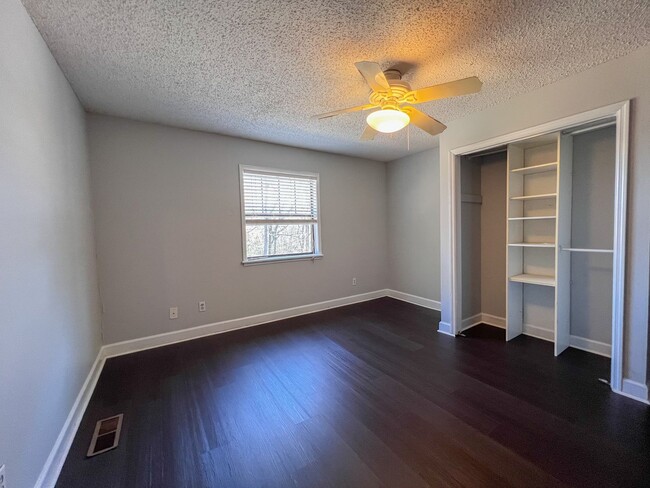 Photo - 210 Appleby Dr Unit APP218