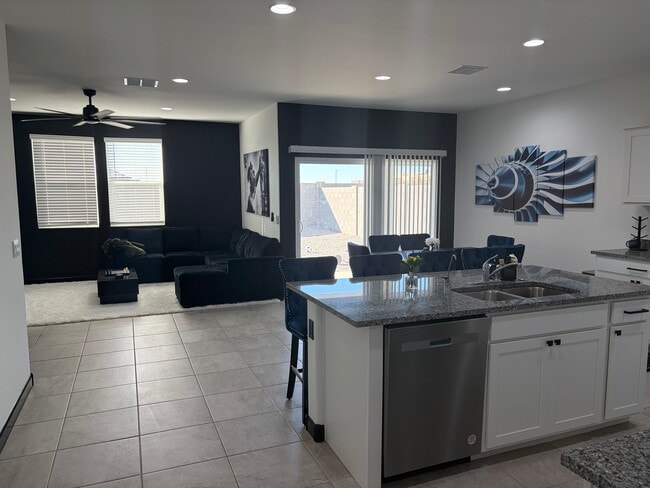 Photo - 8439 W Mantle Wy